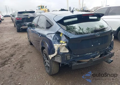 2018 Ford Focus Sel z USA, uszkodzony, nr VIN 1FADP3M21JL277207